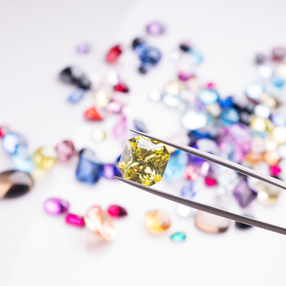 Choosing Colored Gemstones